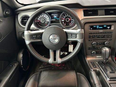 Used 2013 Ford Mustang GT Premium w/ Brembo Brake Pkg image 25