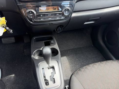 Used 2024 Mitsubishi Mirage ES FWD image 11