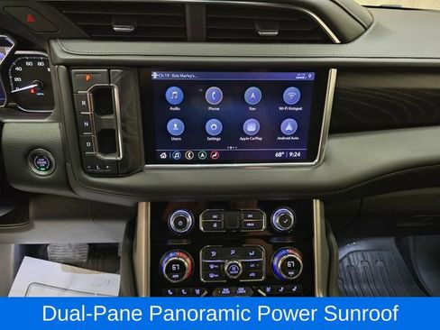 Used 2021 GMC Yukon XL Denali w/ Denali Ultimate Package AWD/4WD image 17