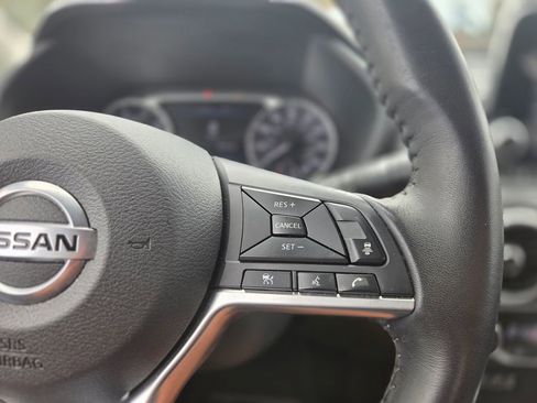 Used 2021 Nissan Sentra SV FWD image 18