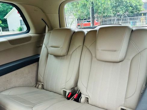 Used 2016 Mercedes-Benz GL 450 4MATIC image 28