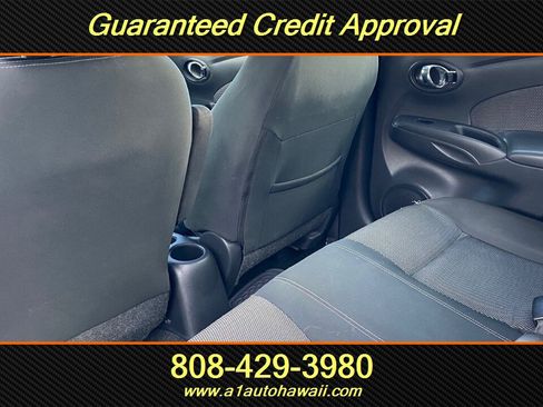 Used 2016 Nissan Versa SV image 11