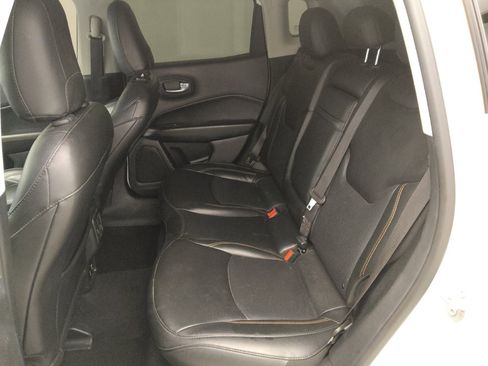 Used 2019 Jeep Compass Limited FWD image 18