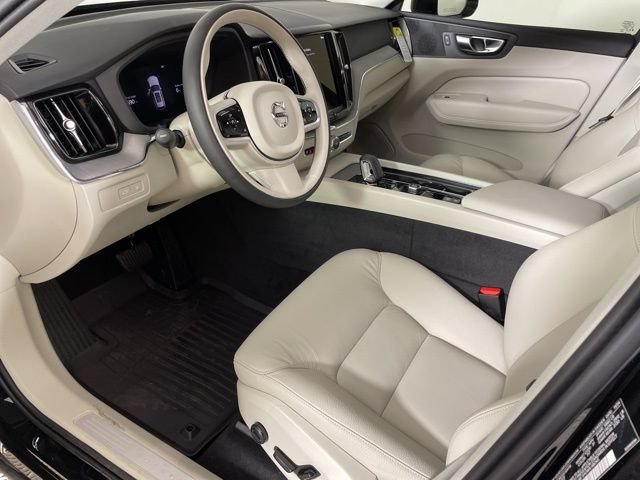 Certified 2025 Volvo XC60 T8 Plus w/ Protection Package Premier AWD/4WD image 21