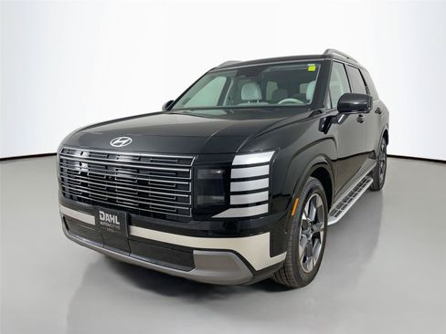 Used 2026 Hyundai Palisade Limited AWD/4WD image 4
