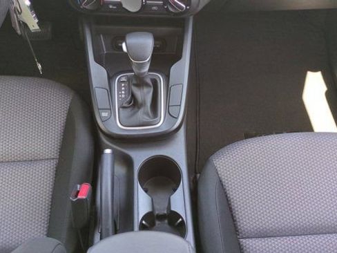 Used 2025 Kia Soul LX image 15