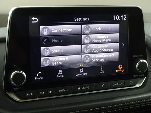 Used 2023 Nissan Rogue SV image 38