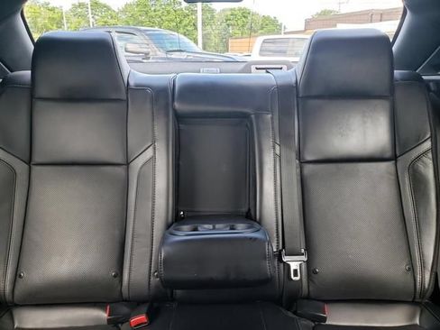 Used 2015 Dodge Challenger SXT Plus w/ Technology Group RWD image 13