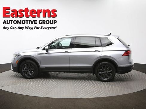 Used 2024 Volkswagen Tiguan Wolfsburg Edition image 59