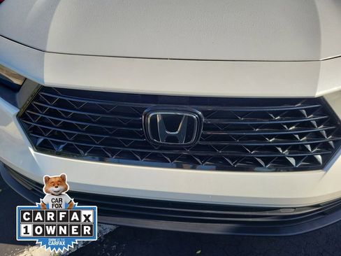 Used 2023 Honda Accord Sport image 8