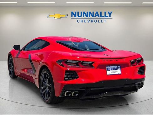 Used 2026 Chevrolet Corvette Stingray Coupe w/ 1LT RWD image 3