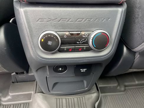 Used 2025 Ford Explorer ST-Line w/ Premium Package AWD/4WD image 21