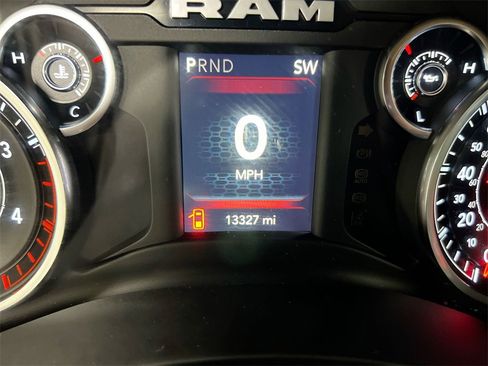 Used 2020 RAM 3500 Big Horn w/ Level 1 Equipment Group image 12