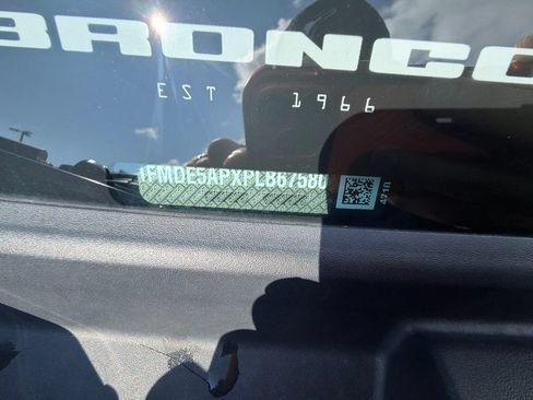 Used 2023 Ford Bronco Outer Banks AWD/4WD image 46