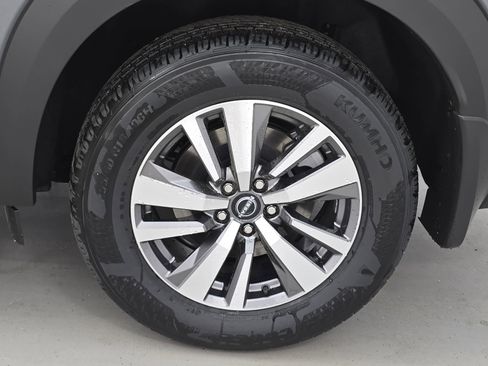 New 2026 Nissan Pathfinder SL image 34