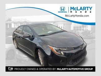 Used 2020 Toyota Corolla LE video 1