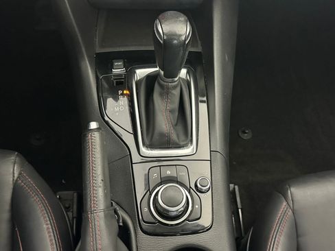 Used 2015 MAZDA MAZDA3 s Touring image 15