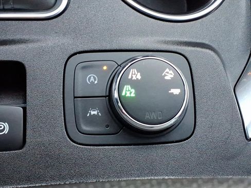 Certified 2024 Chevrolet Traverse Premier w/ Redline Edition image 22