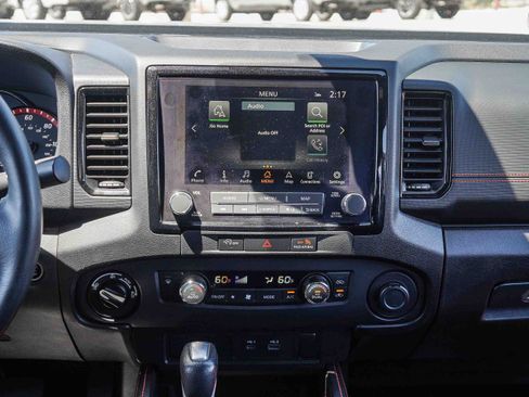 Used 2024 Nissan Frontier PRO-4X AWD/4WD image 14