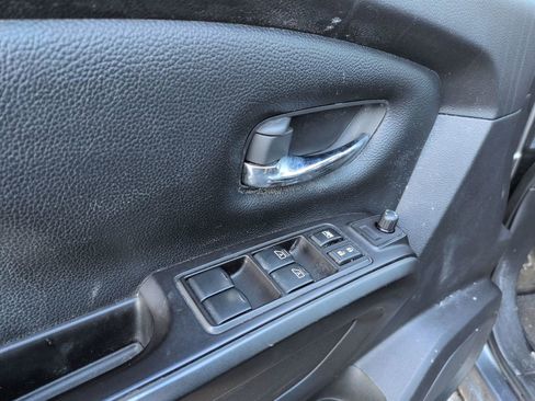 Used 2020 Nissan Titan PRO-4X image 16