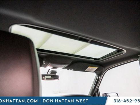 Used 2017 Lincoln Navigator L Reserve image 25