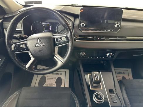 Used 2022 Mitsubishi Outlander SE FWD image 6