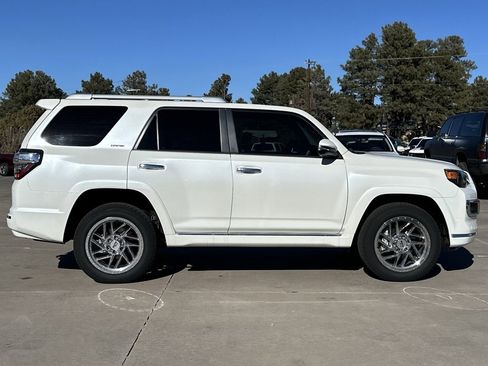 Used 2023 Toyota 4Runner Limited image 2