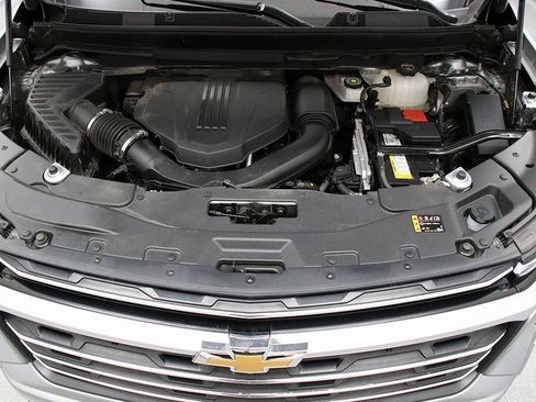 Certified 2024 Chevrolet Traverse LT image 32