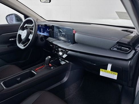 New 2026 Nissan Kicks SR w/ SR Premium Package image 25