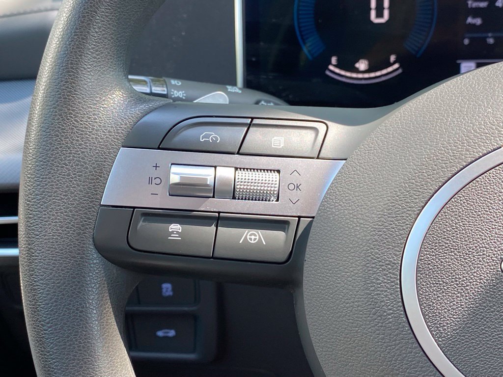 Used 2025 Hyundai Sonata SEL FWD image 17