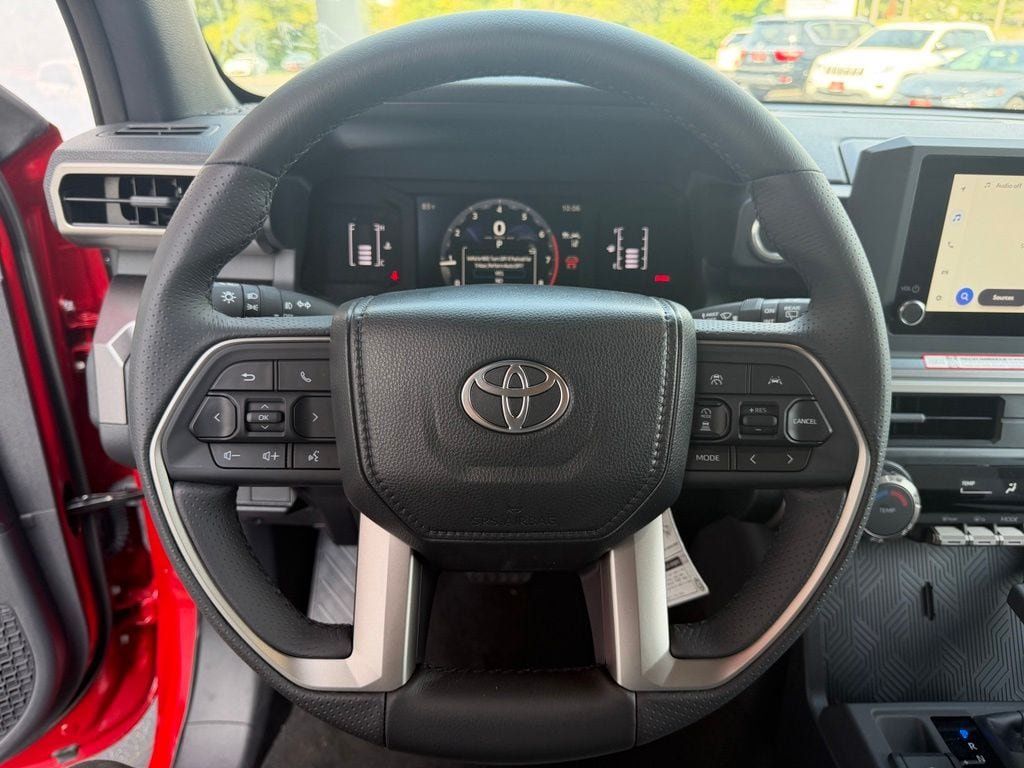 New 2026 Toyota 4Runner SR5 AWD/4WD image 14