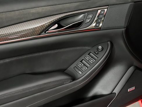 Used 2019 Cadillac CTS V w/ Carbon Fiber Package RWD image 15