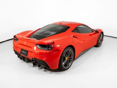 Used 2017 Ferrari 488 GTB image 19