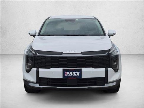 Used 2026 Kia Sportage LX w/ LX Convenience Package FWD image 2