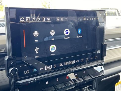 New 2026 GMC Hummer EV 4x4 Crew Cab image 17