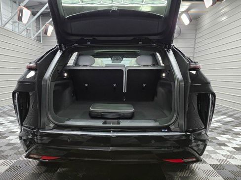Used 2024 Cadillac Lyriq Luxury RWD image 42
