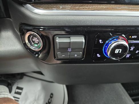 New 2026 GMC Sierra 1500 Elevation image 22