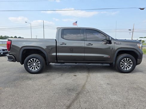 Used 2019 GMC Sierra 1500 AT4 w/ AT4 Premium Package image 6