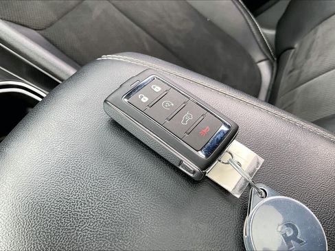 Used 2024 Jeep Grand Cherokee Altitude image 12