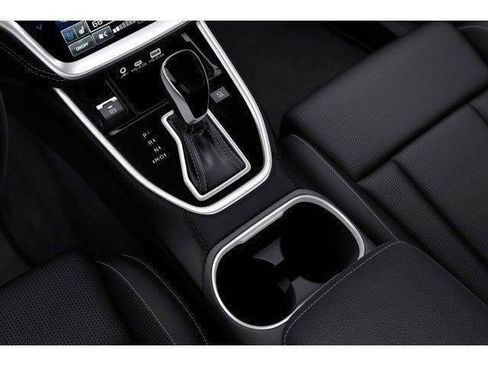 New 2025 Subaru Outback Touring image 21