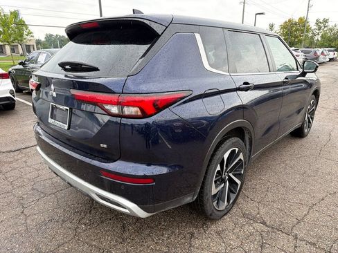 Used 2024 Mitsubishi Outlander SE FWD image 5