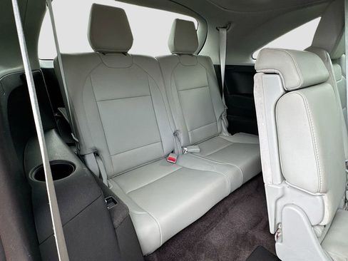 Used 2016 Acura MDX FWD image 34
