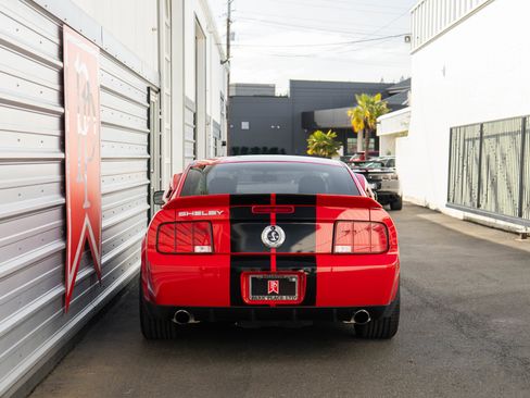 Used 2008 Ford Mustang Shelby GT500 RWD image 31