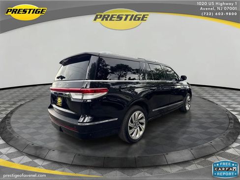 Used 2022 Lincoln Navigator L Reserve AWD/4WD image 5