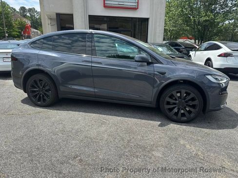 Used 2023 Tesla Model X AWD/4WD image 28