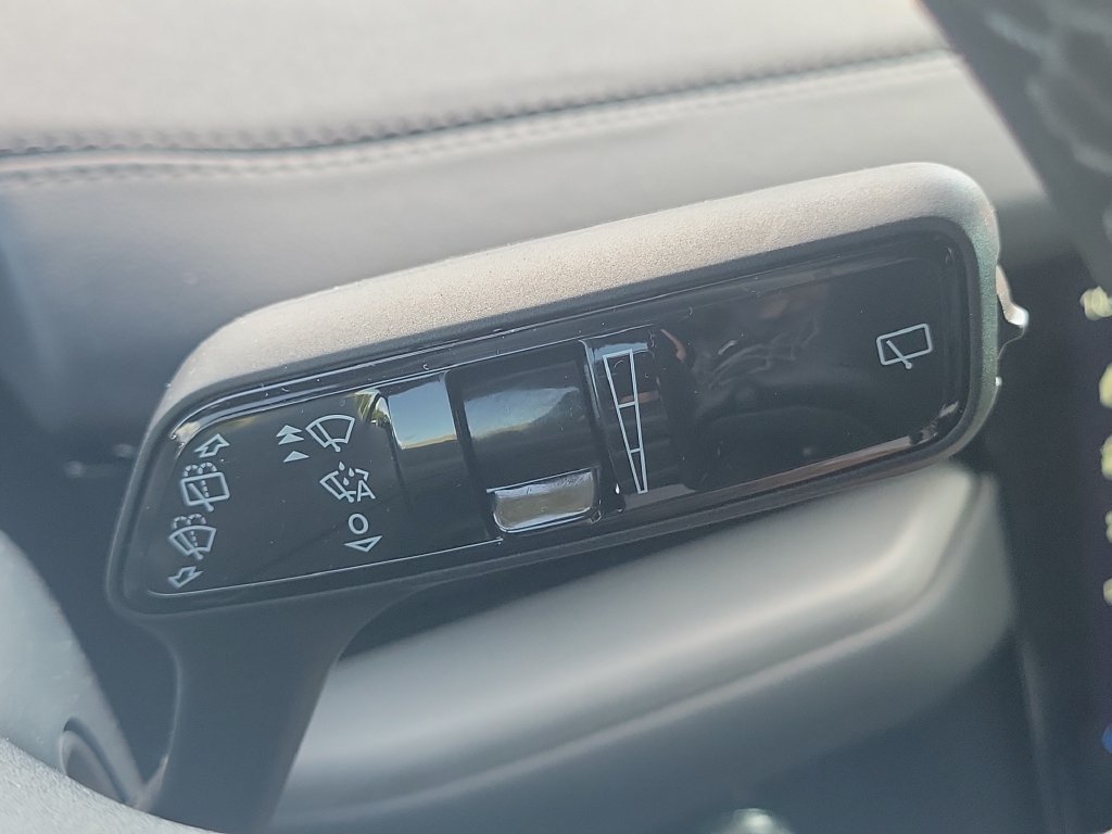 New 2025 Lincoln Navigator Reserve w/ Jet Appearance Package AWD/4WD image 24