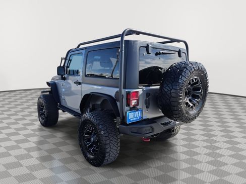 Used 2018 Jeep Wrangler Rubicon AWD/4WD image 6