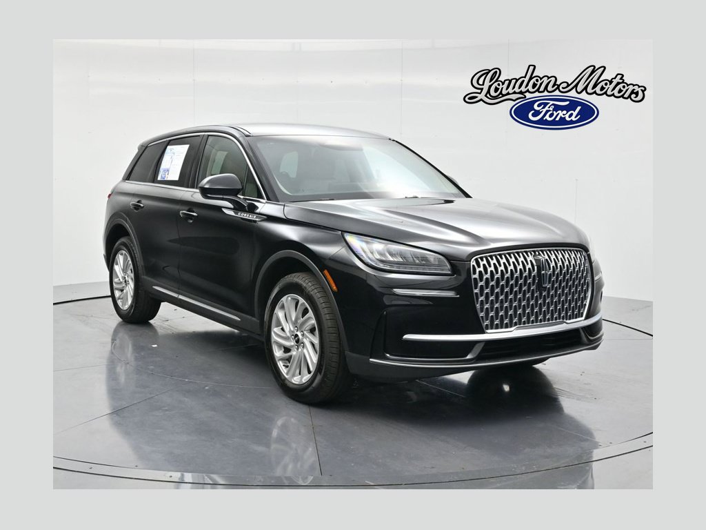 Used 2025 Lincoln Corsair AWD image 1