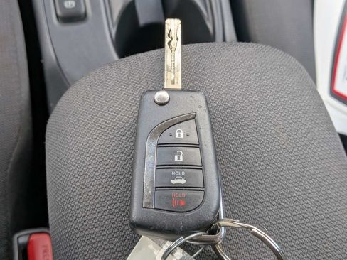 Used 2024 Toyota Corolla LE FWD image 28