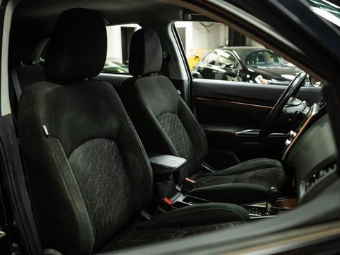 Used 2021 Mitsubishi Outlander Sport LE image 14